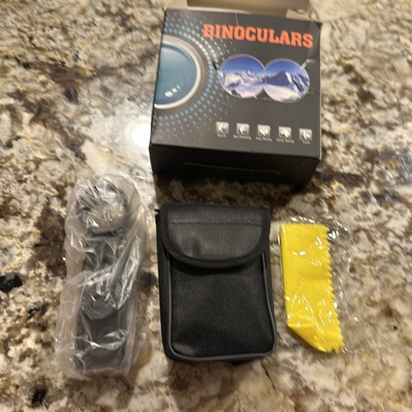 High quality Binoculars - Picture 6 of 6